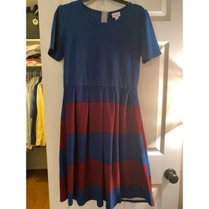 LuLaRoe Navy/Burgundy Amelia
